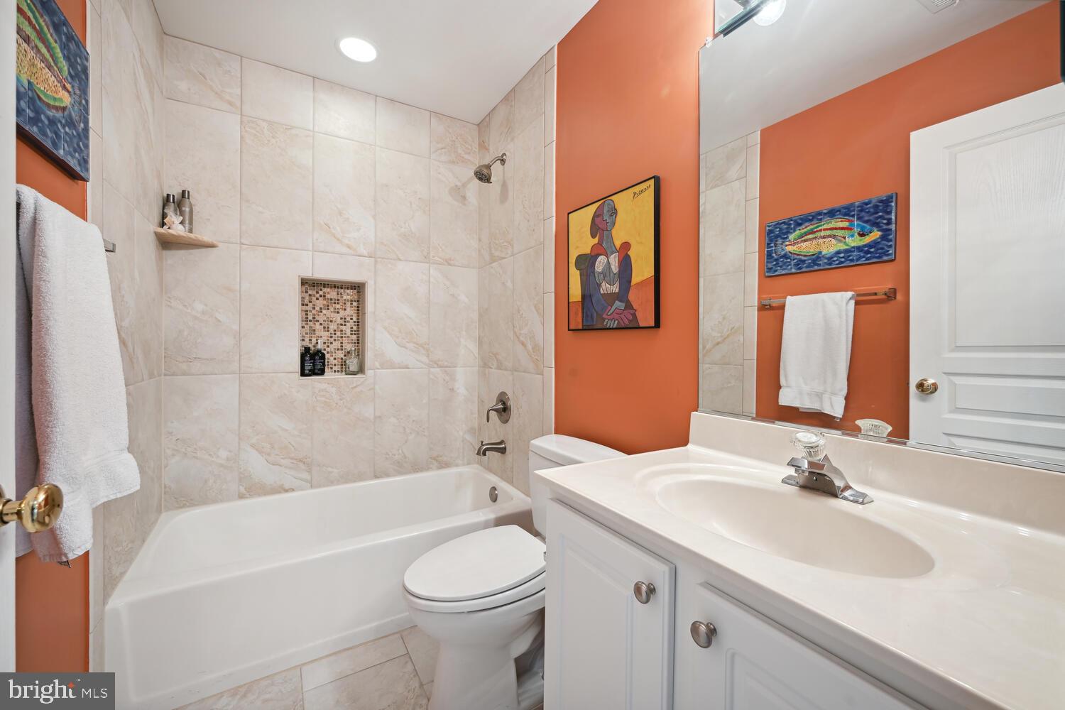 2232 N KENTUCKY STREET