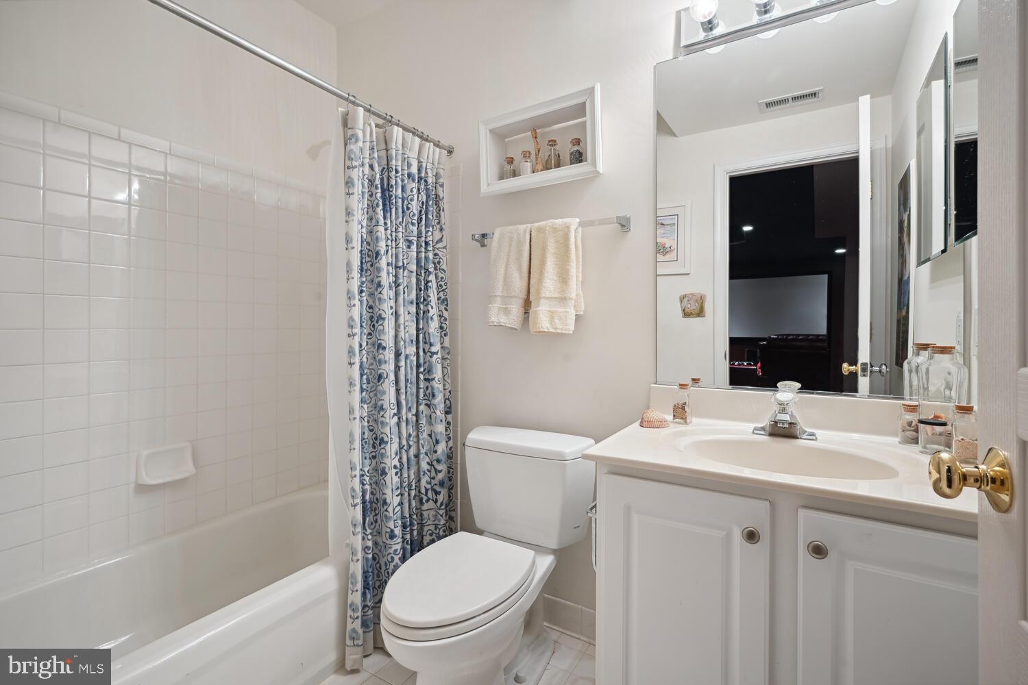 2232 N KENTUCKY STREET