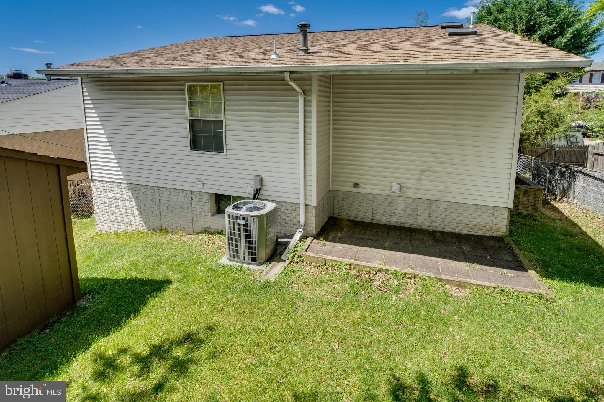 2023 S LOWELL STREET