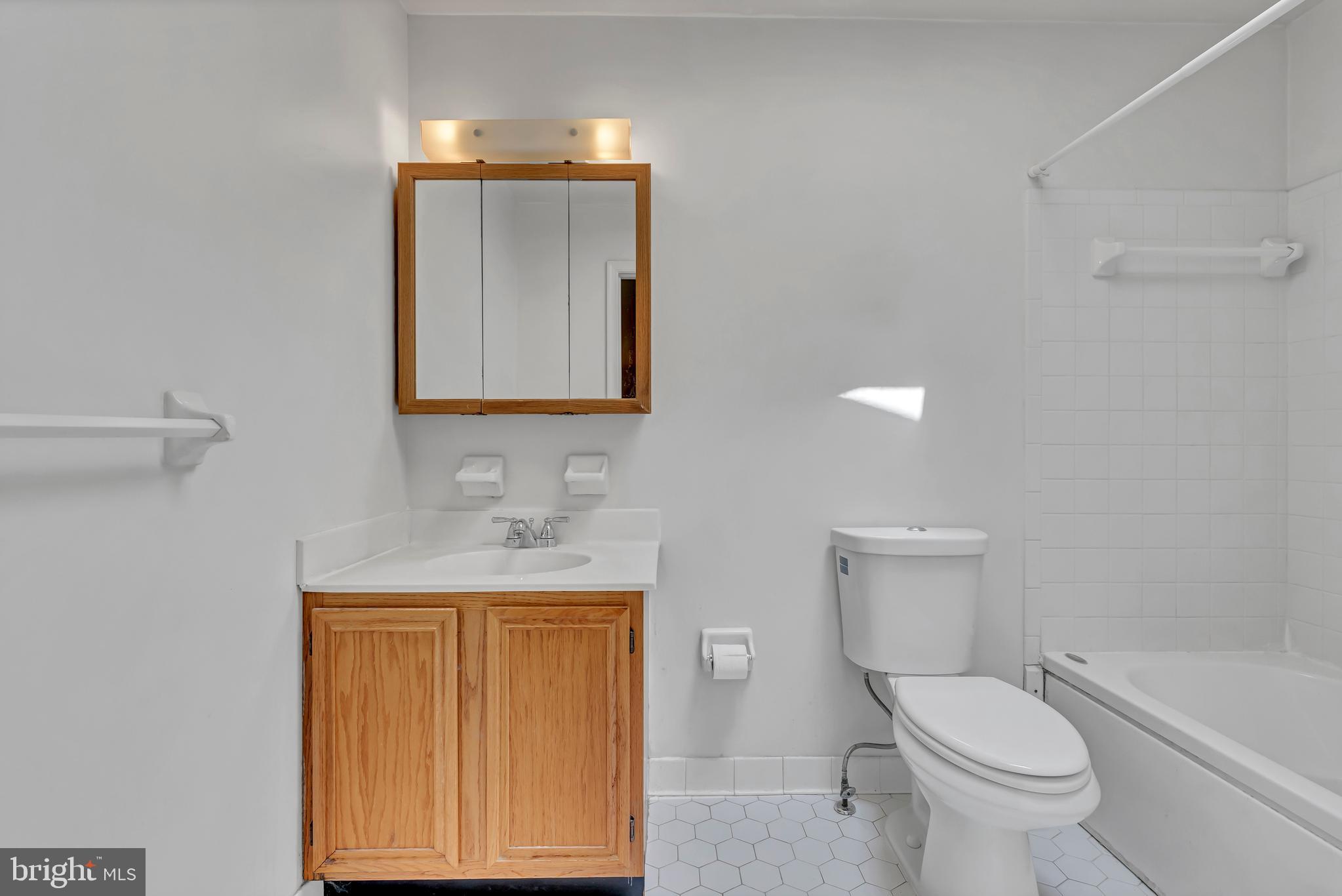 2023 S LOWELL STREET