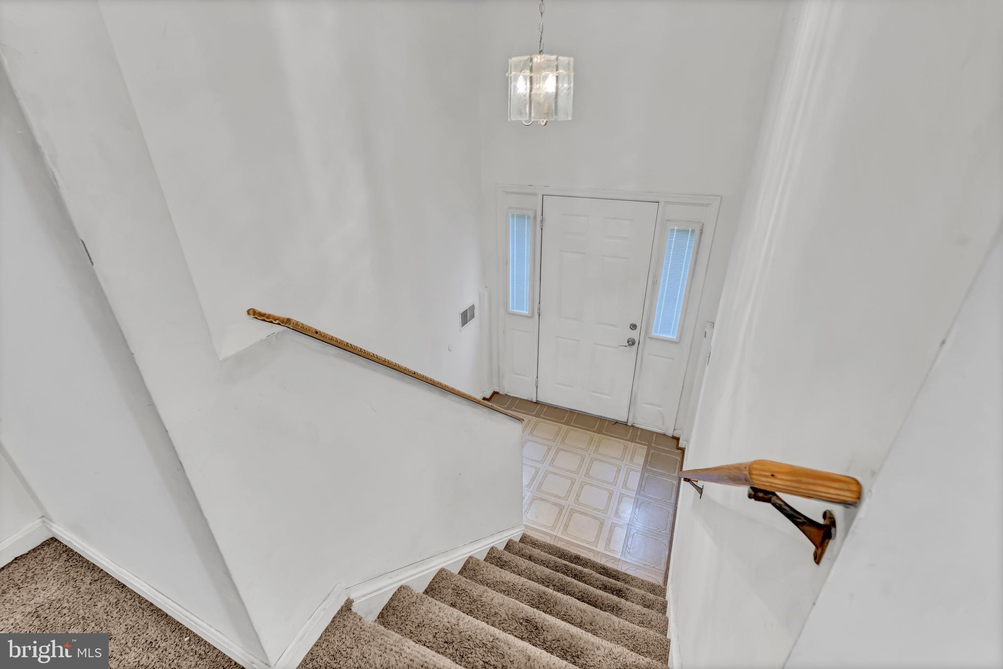 2023 S LOWELL STREET