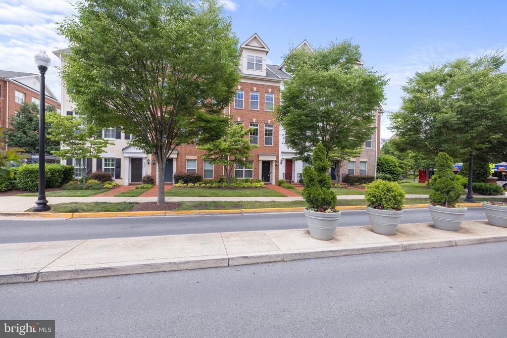 4345 4TH STREET N
