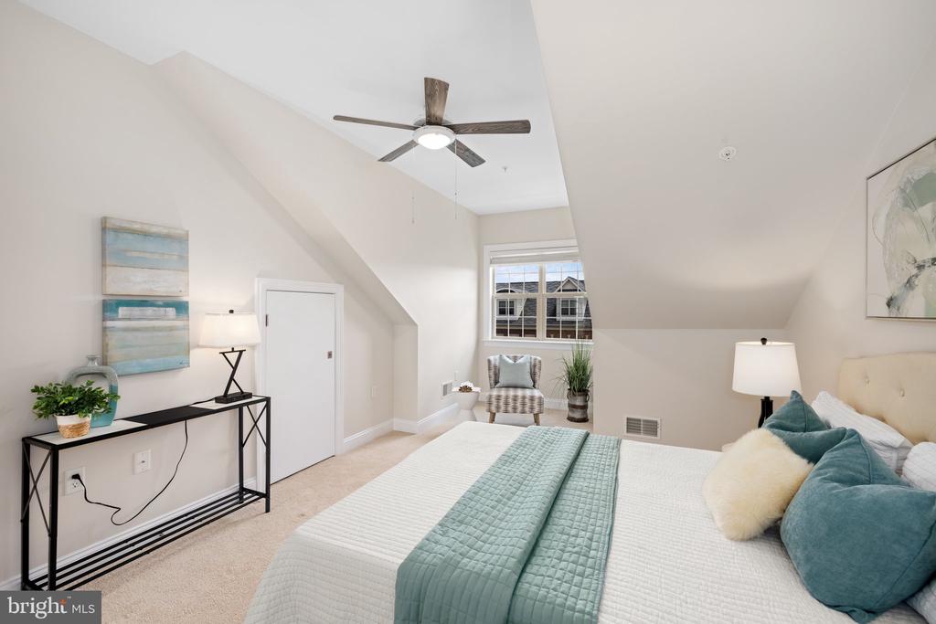 4345 4TH STREET N