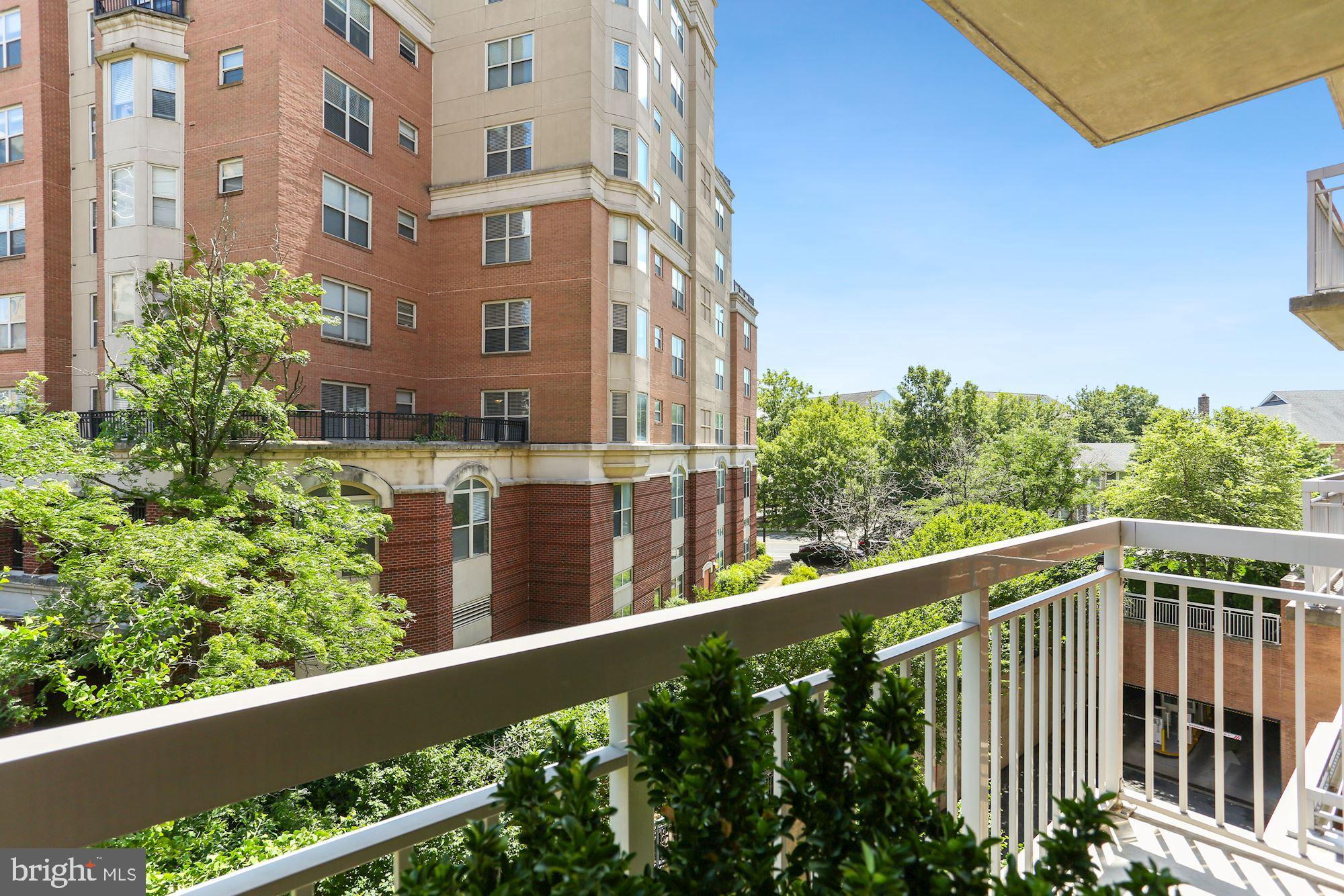 3830 9TH STREET N 404E