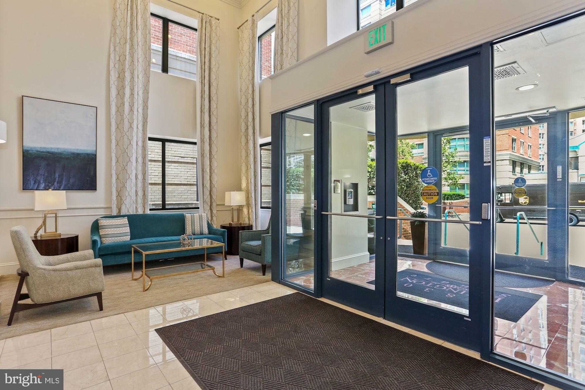 3830 9TH STREET N 404E