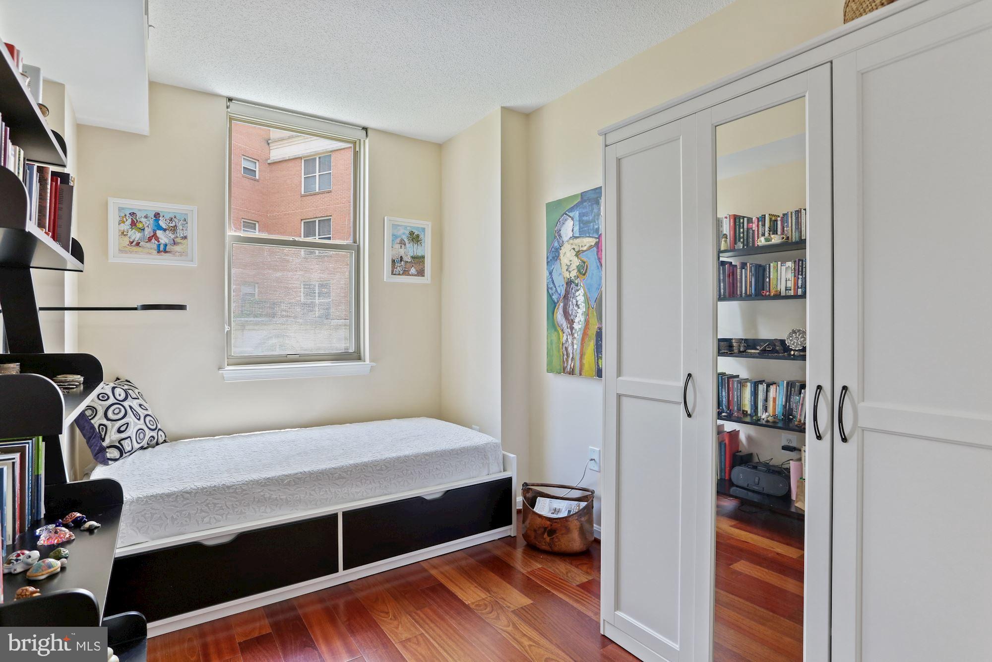 3830 9TH STREET N 404E