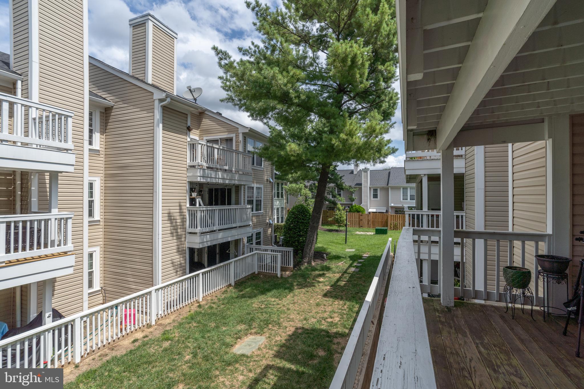 2821 S WAKEFIELD STREET B