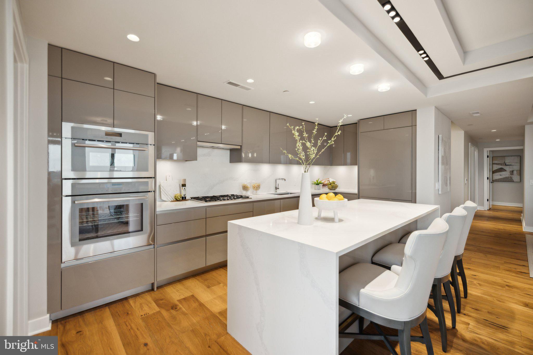 1781 N PIERCE STREET 2003