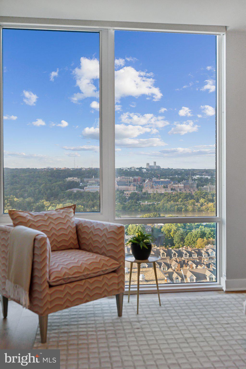 1781 N PIERCE STREET 2003