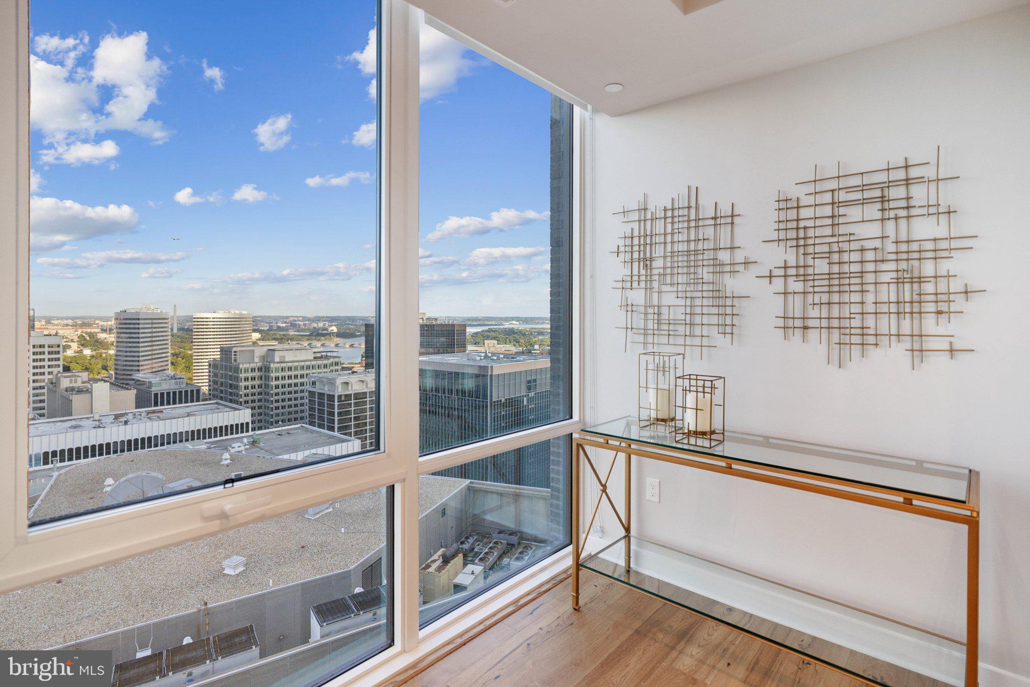 1781 N PIERCE STREET 2003