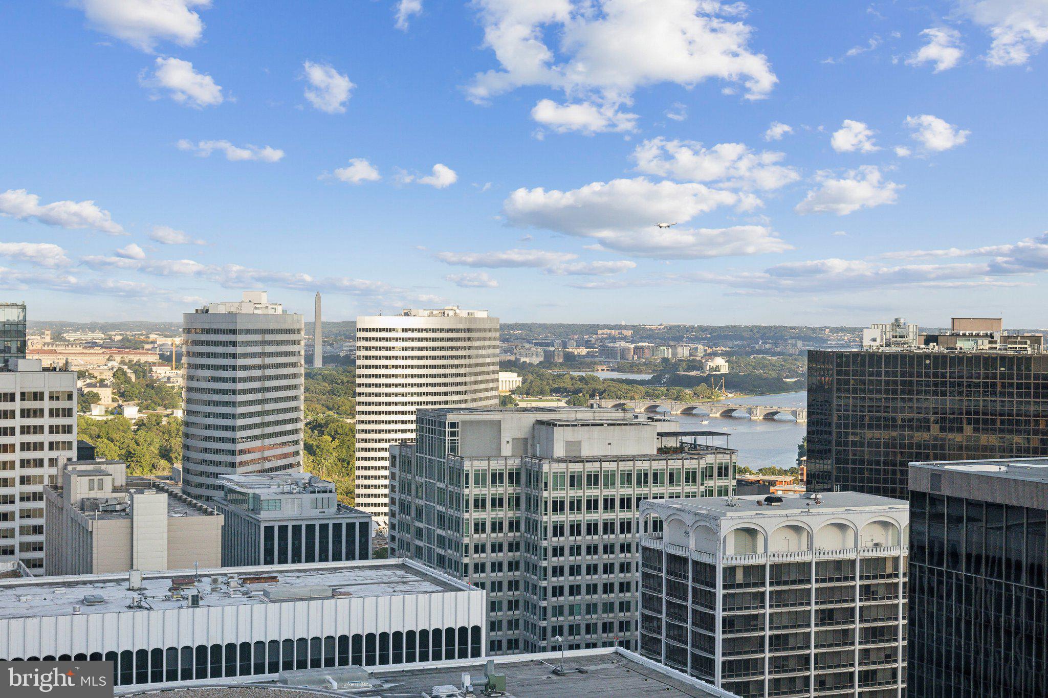 1781 N PIERCE STREET 2003