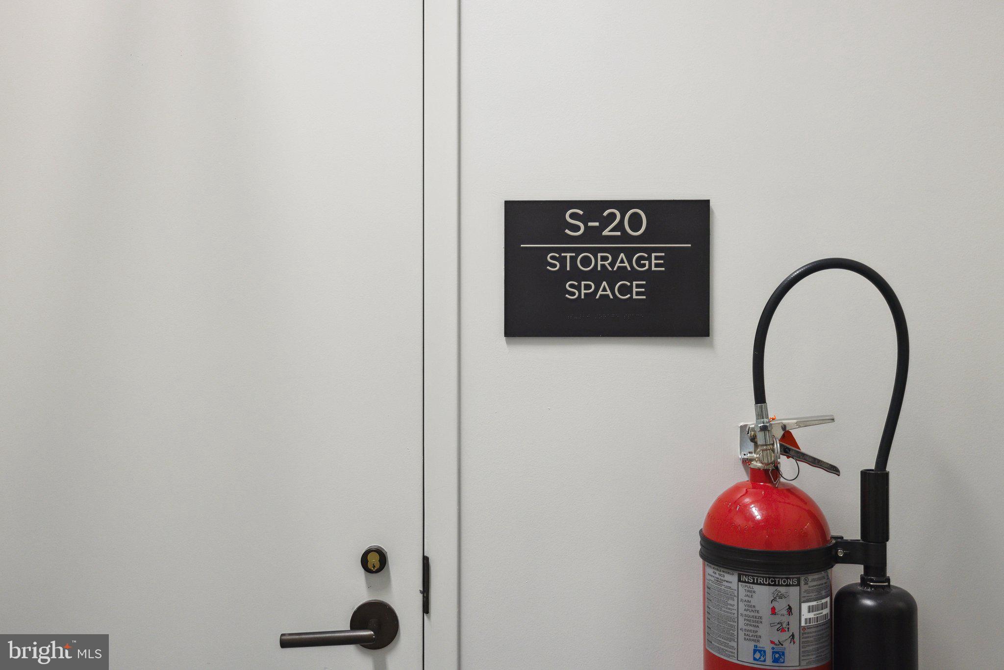 1781 N PIERCE STREET 2003