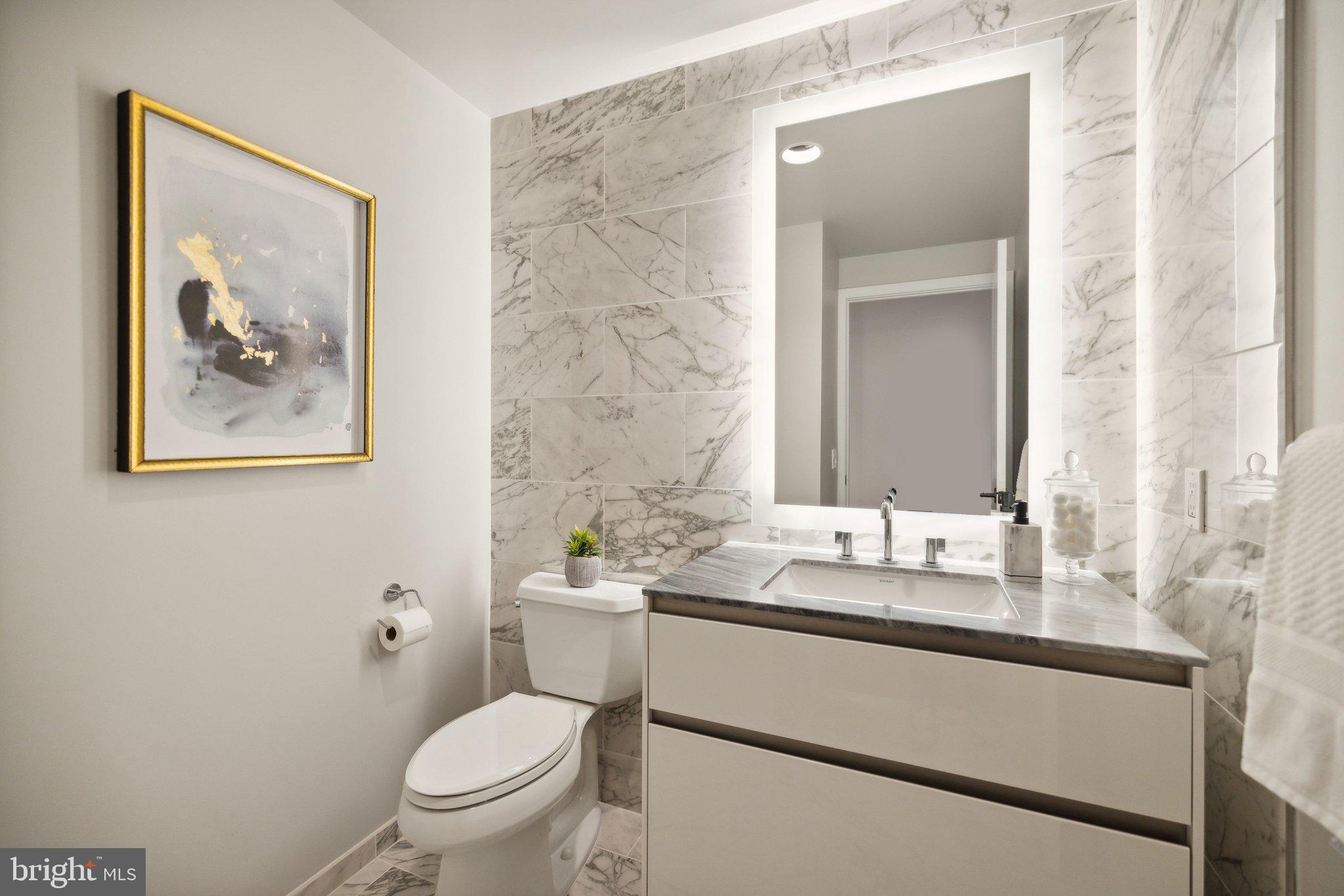 1781 N PIERCE STREET 2003