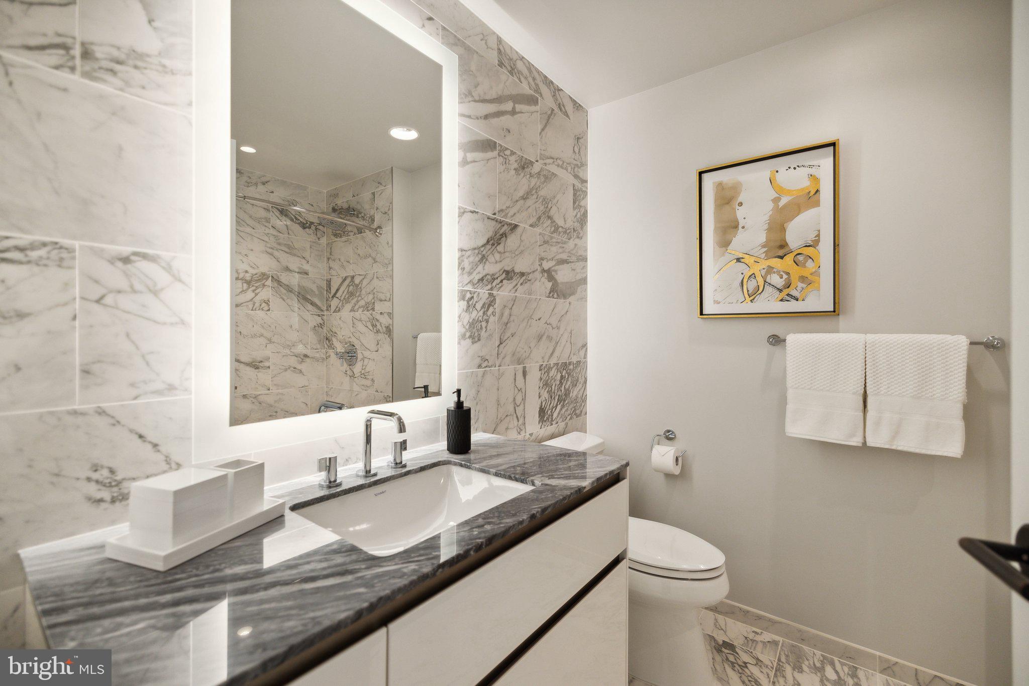 1781 N PIERCE STREET 2003