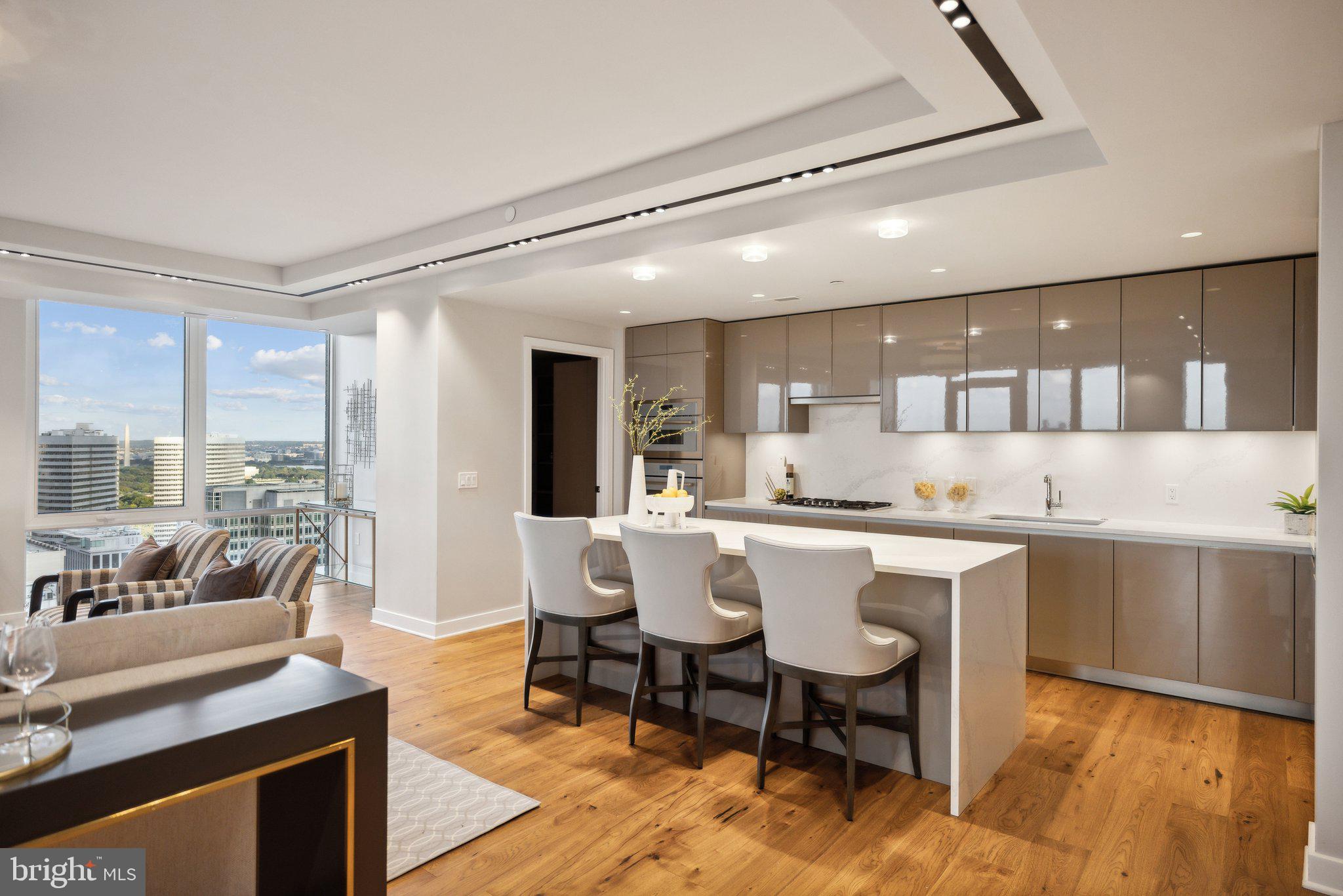 1781 N PIERCE STREET 2003