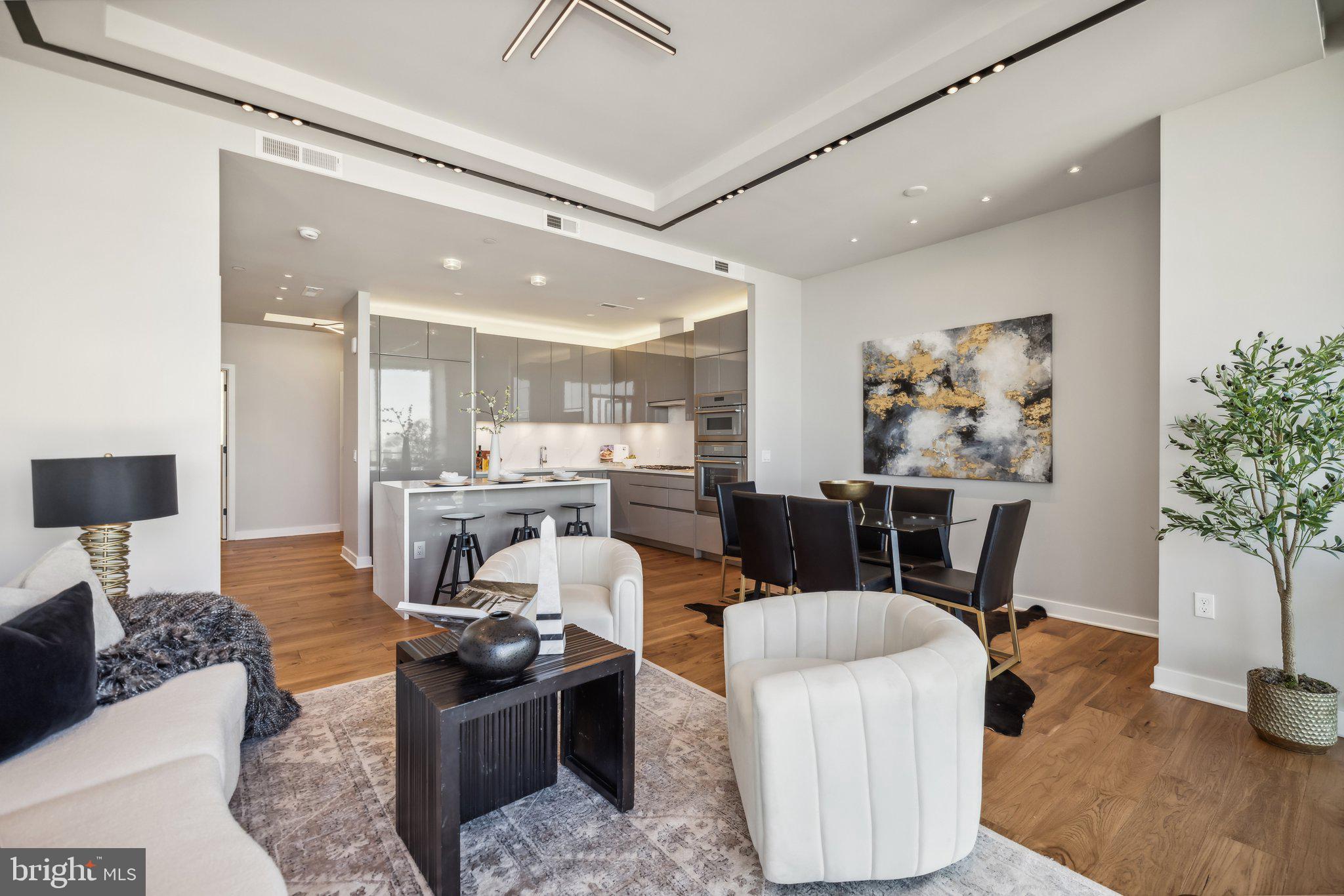 1781 N PIERCE STREET 2404