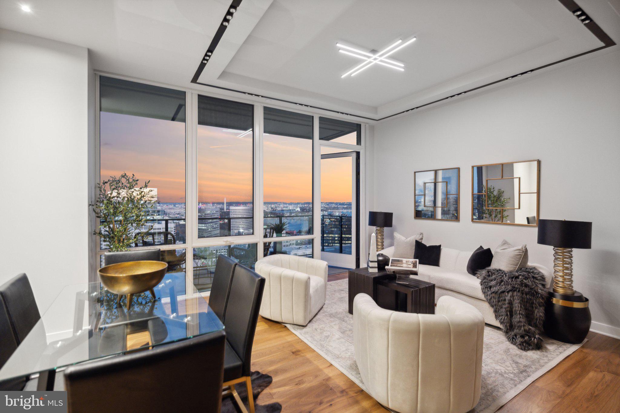 1781 N PIERCE STREET 2404