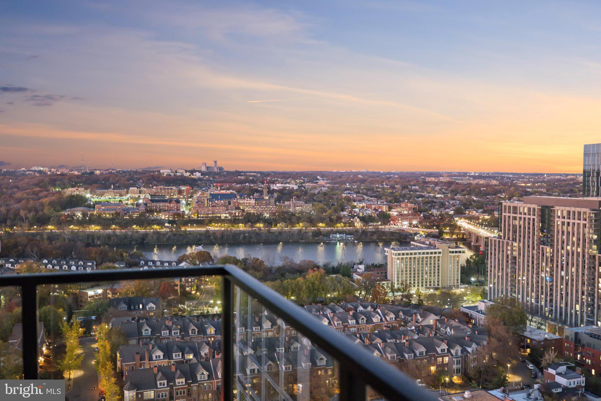 1781 N PIERCE STREET 2404