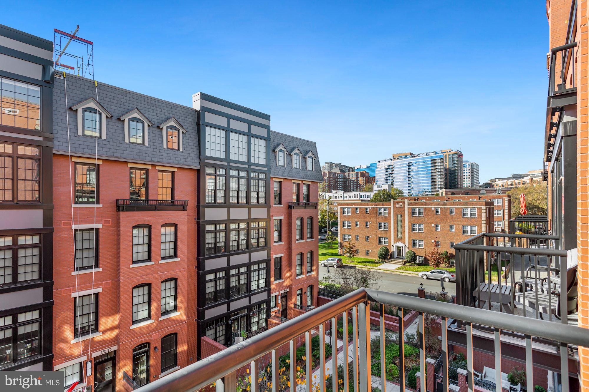 1610 N QUEEN STREET 245