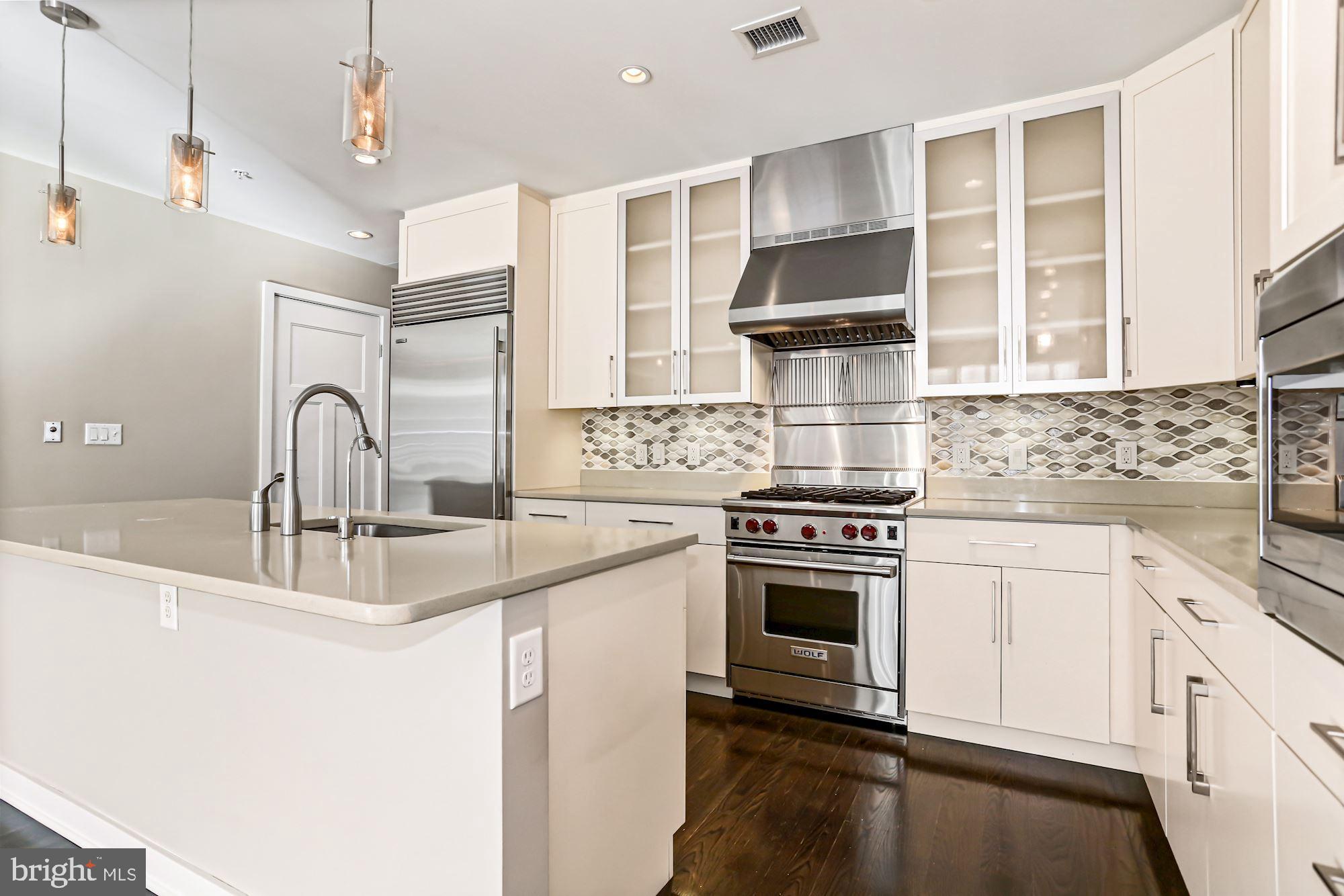 1610 N QUEEN STREET 245