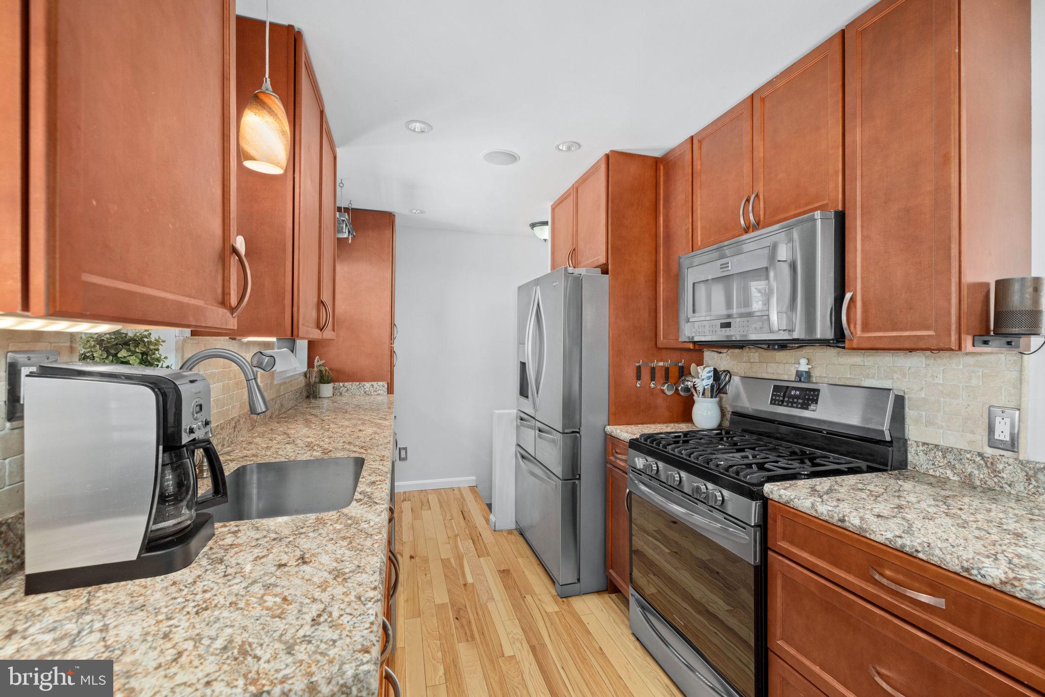 1401 S COLUMBUS STREET