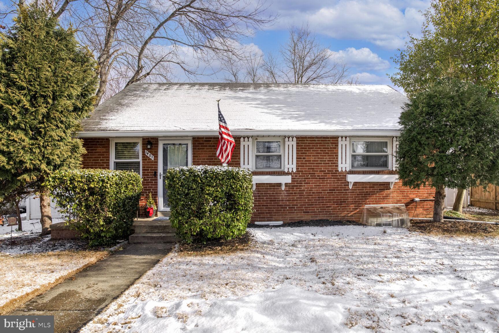 1401 S COLUMBUS STREET