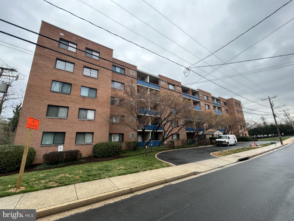 1931 N CLEVELAND STREET 410