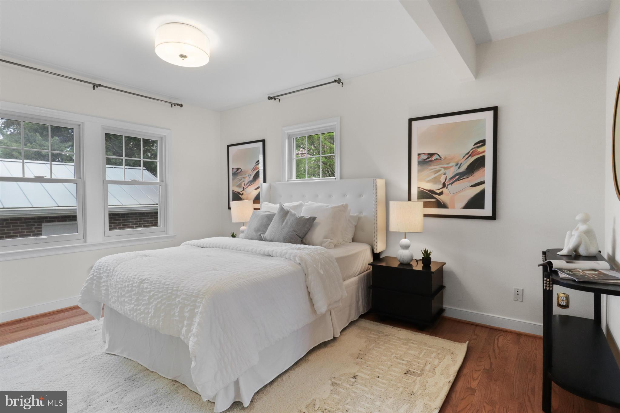 1401 S GREENBRIER STREET