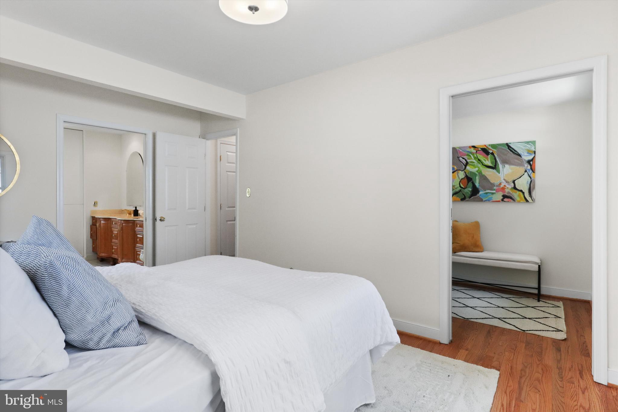 1401 S GREENBRIER STREET