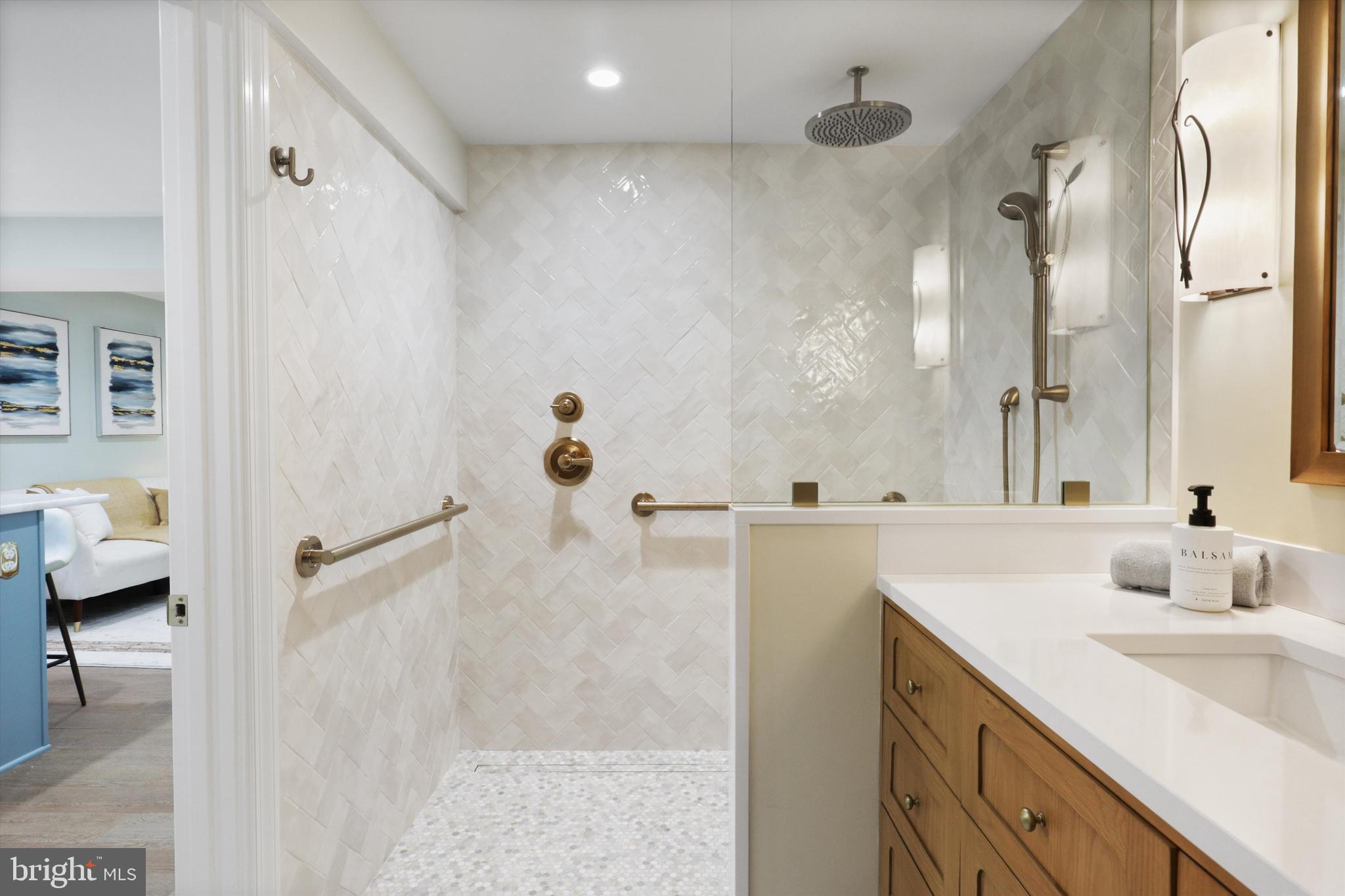 1401 S GREENBRIER STREET