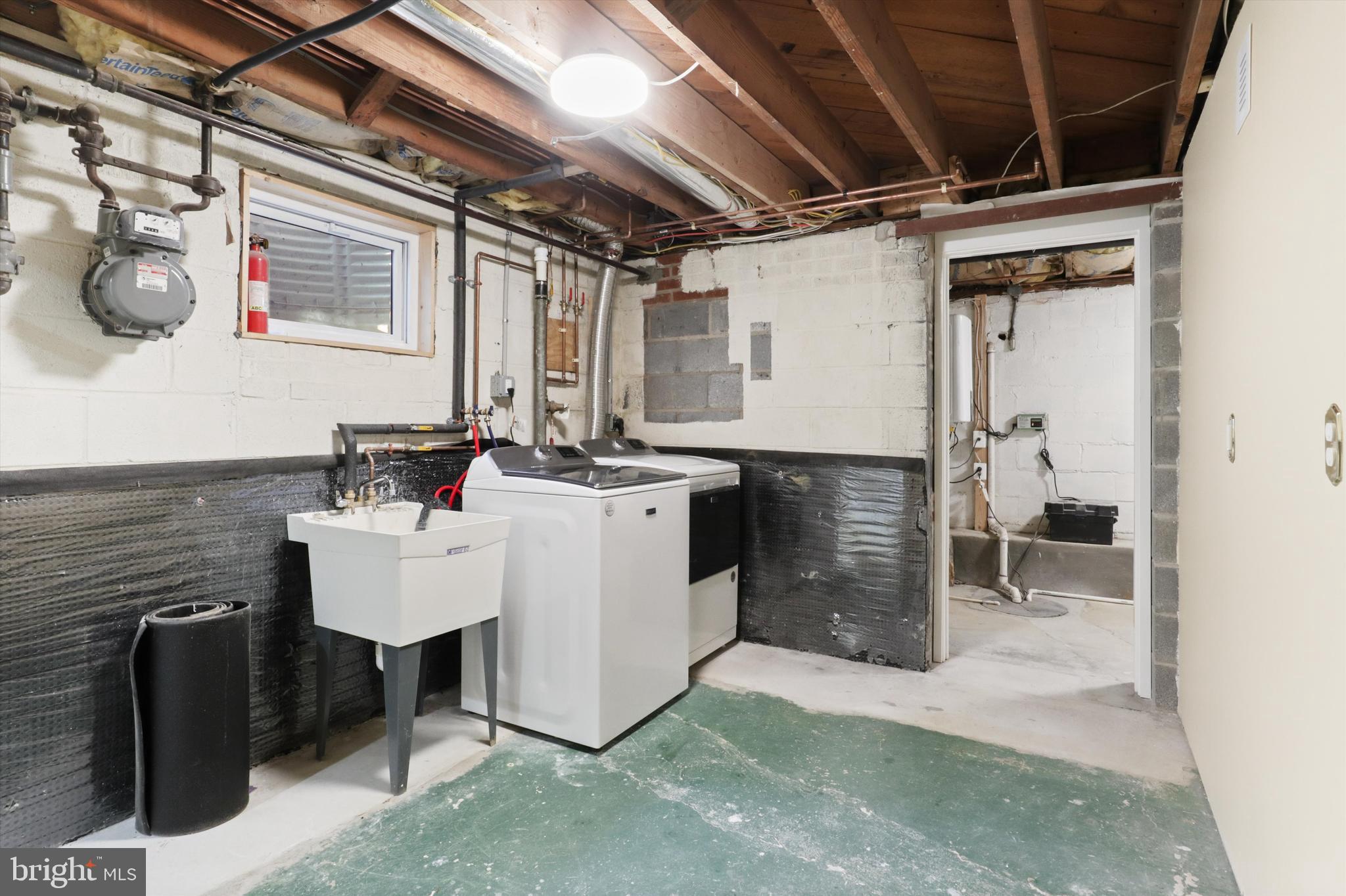 1401 S GREENBRIER STREET