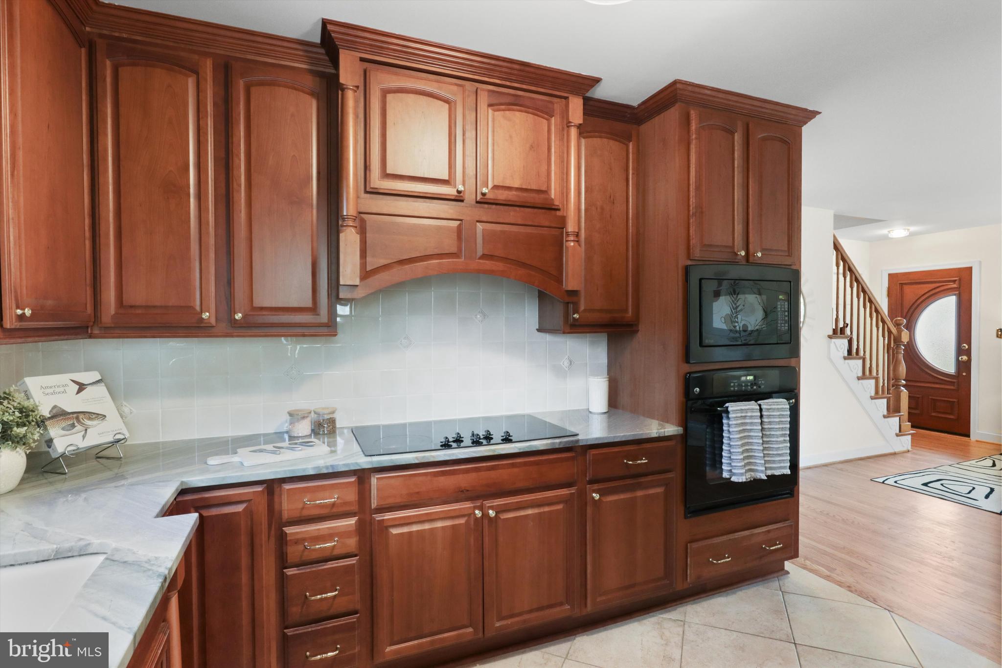 1401 S GREENBRIER STREET