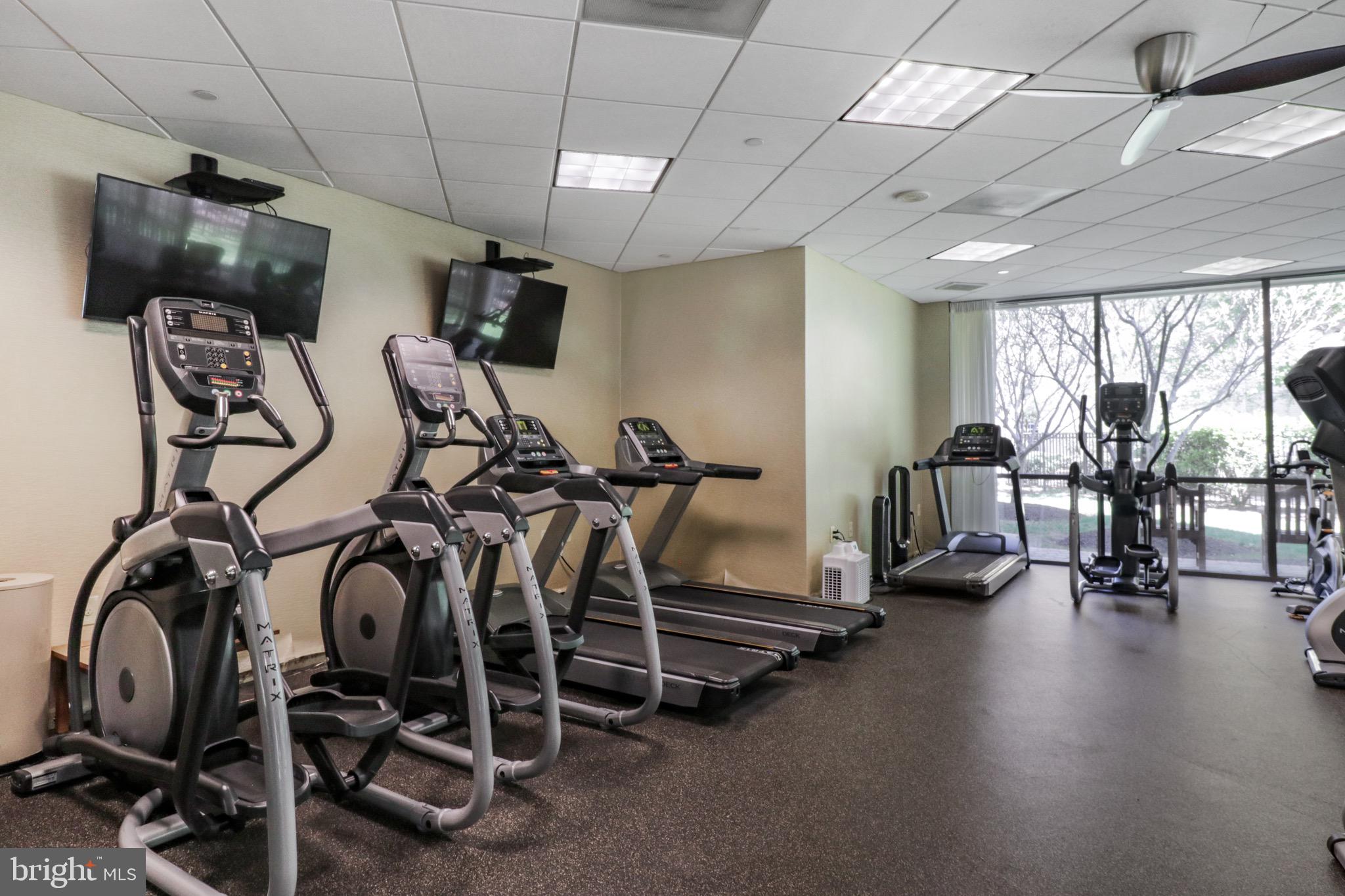 901 N MONROE STREET 416