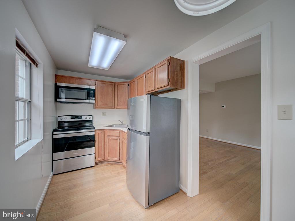1717 N TROY STREET 7-392