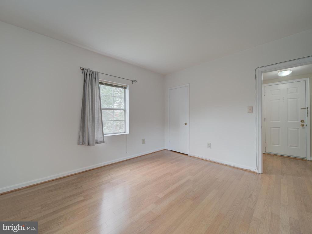 1717 N TROY STREET 7-392