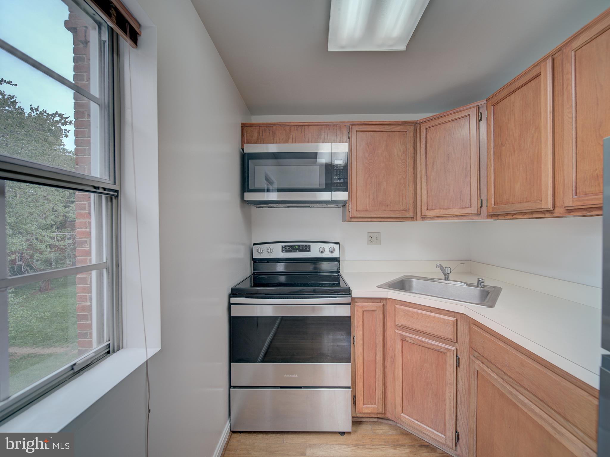 1717 N TROY STREET 7-392