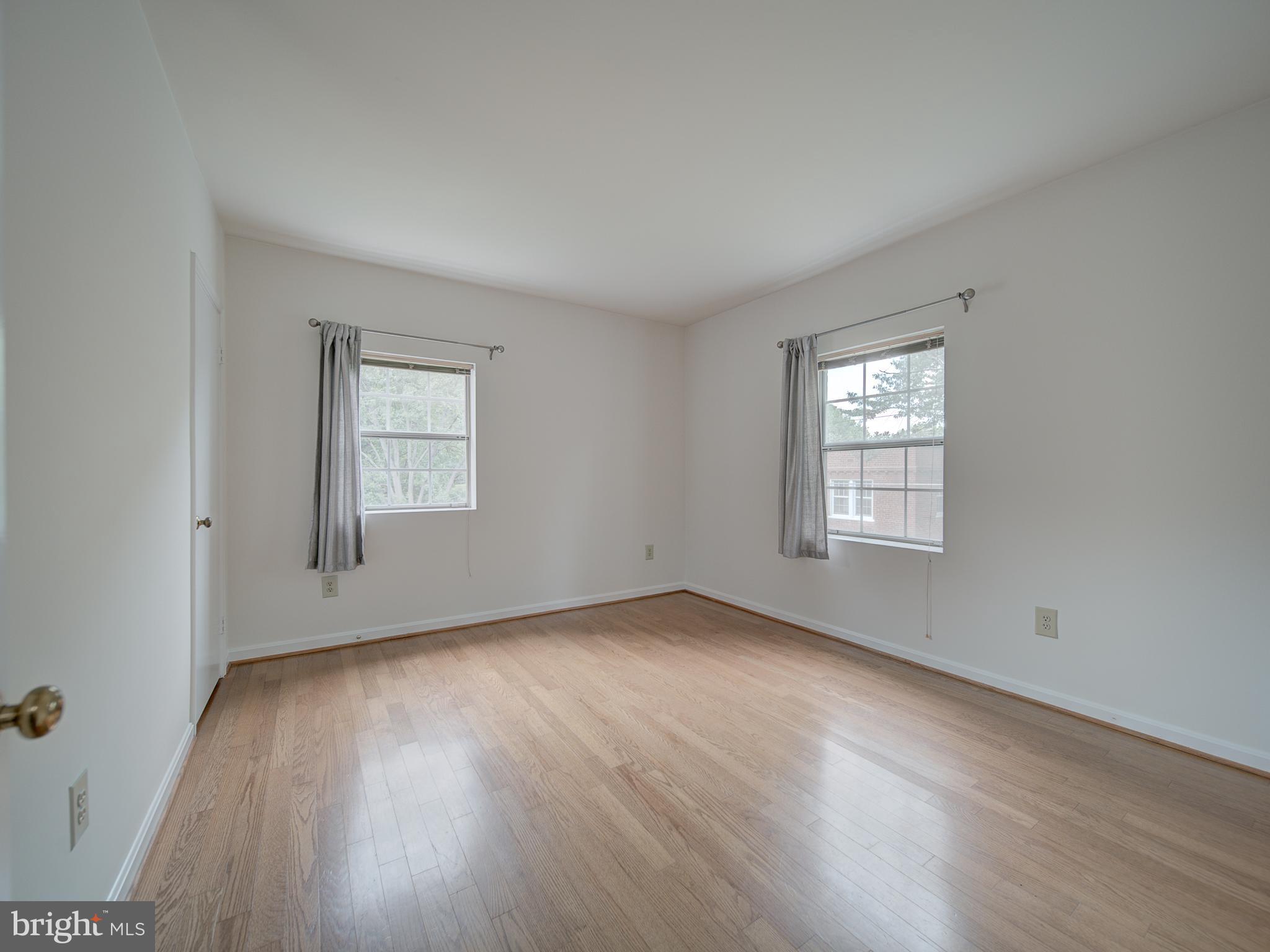 1717 N TROY STREET 7-392