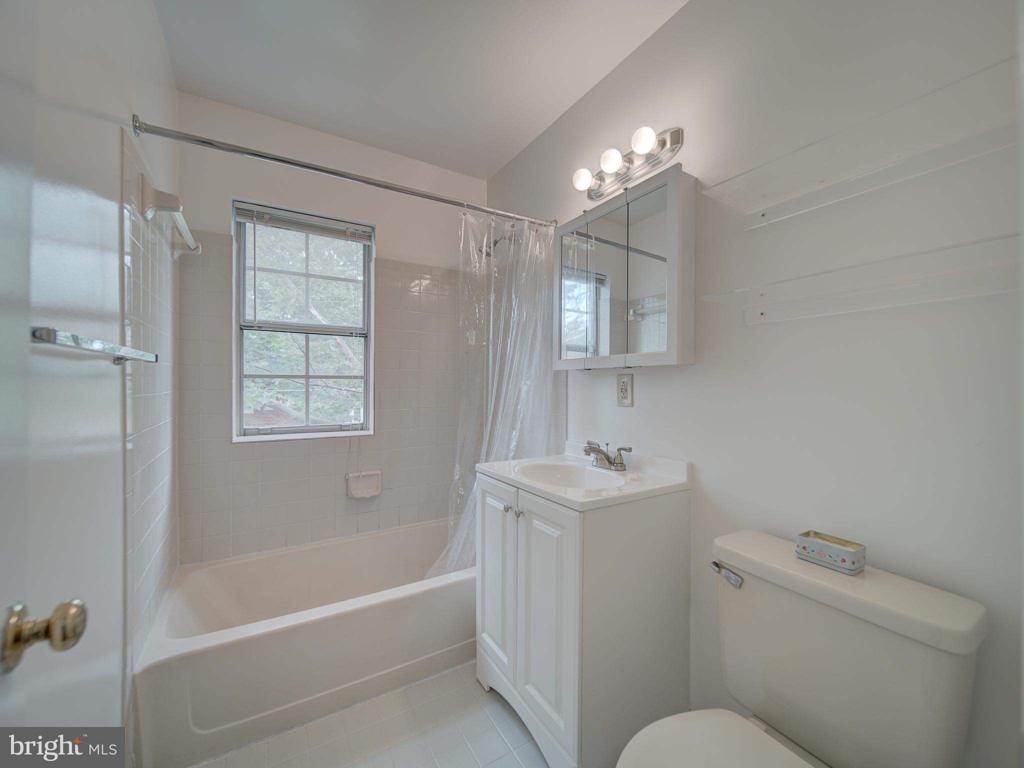 1717 N TROY STREET 7-392