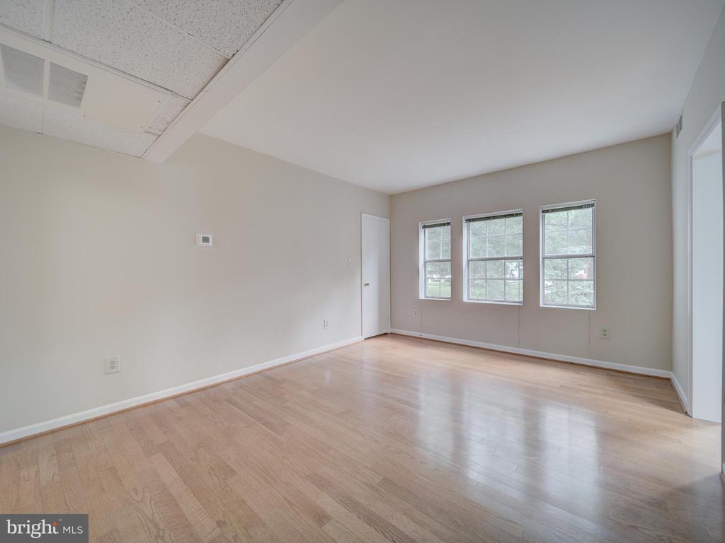 1717 N TROY STREET 7-392