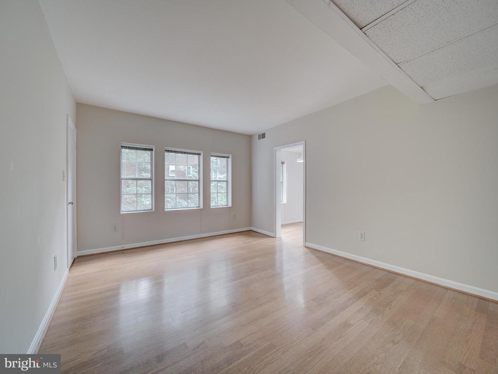 1717 N TROY STREET 7-392