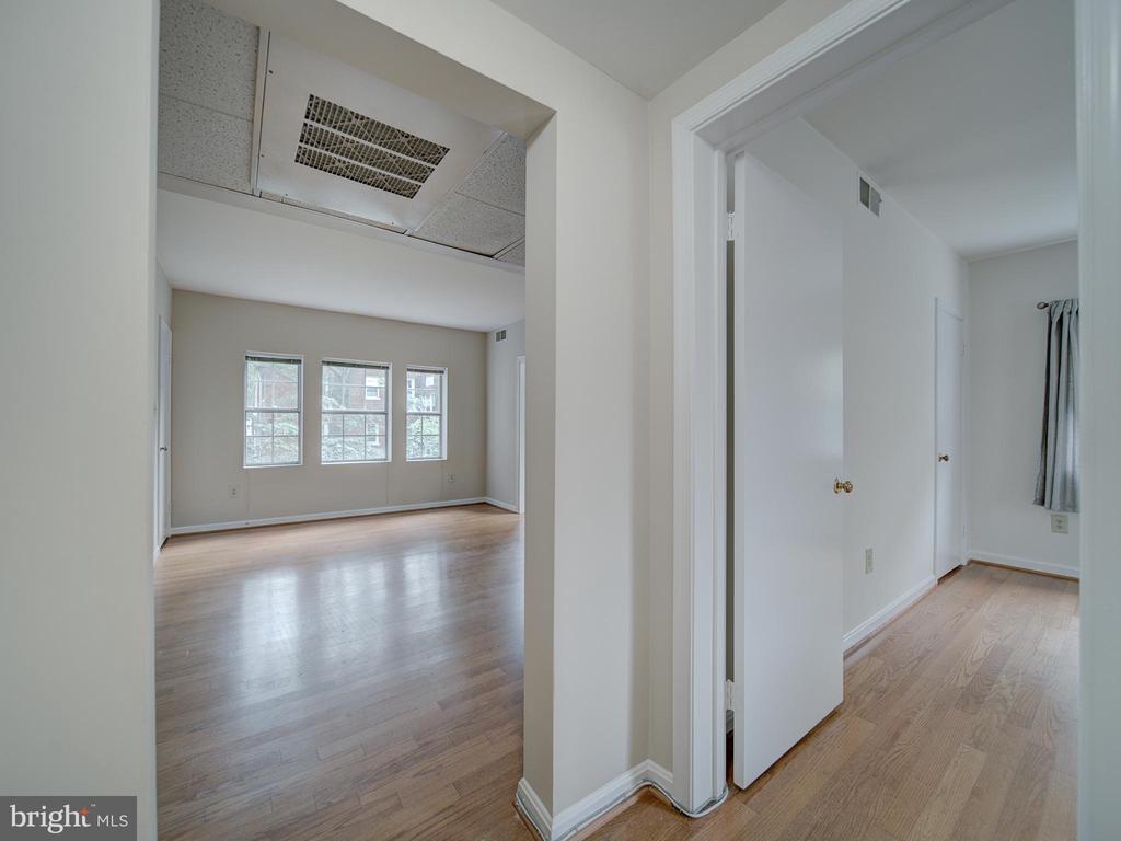 1717 N TROY STREET 7-392