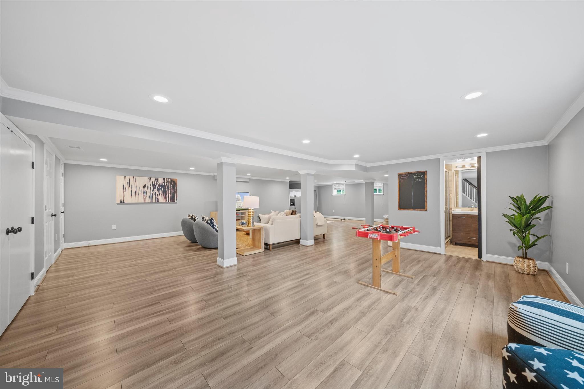 3206 N GLEBE ROAD