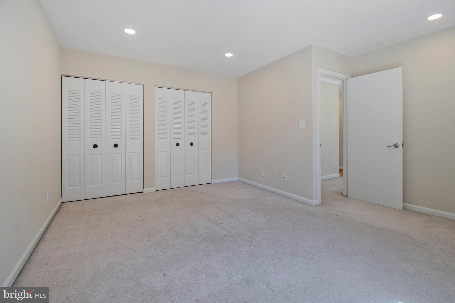 1020 N STAFFORD STREET 409