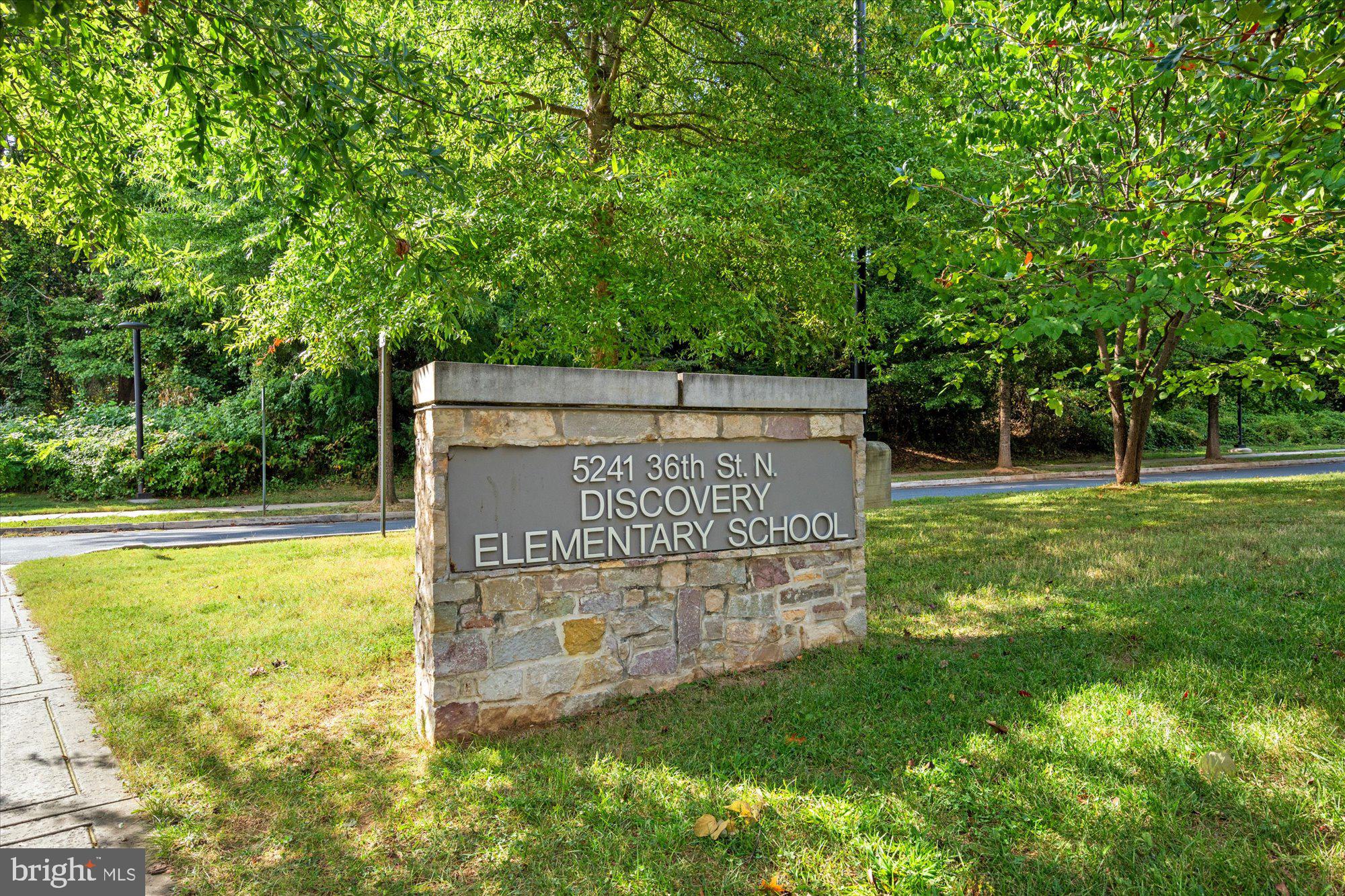 2728 N EDISON STREET