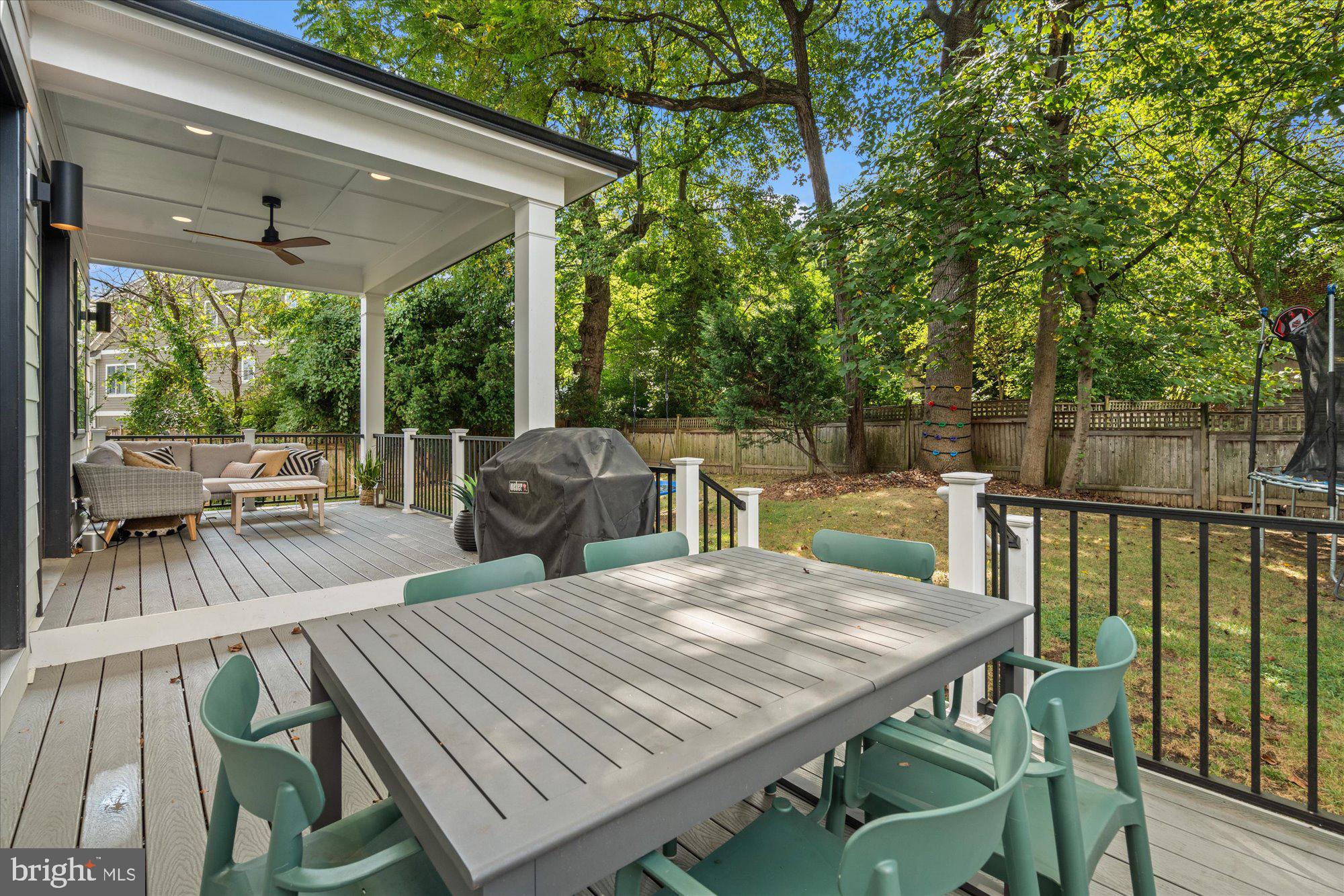 2728 N EDISON STREET