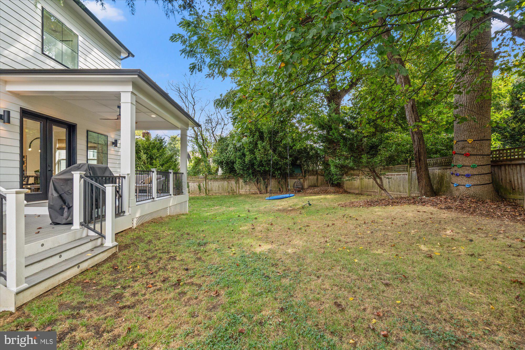 2728 N EDISON STREET