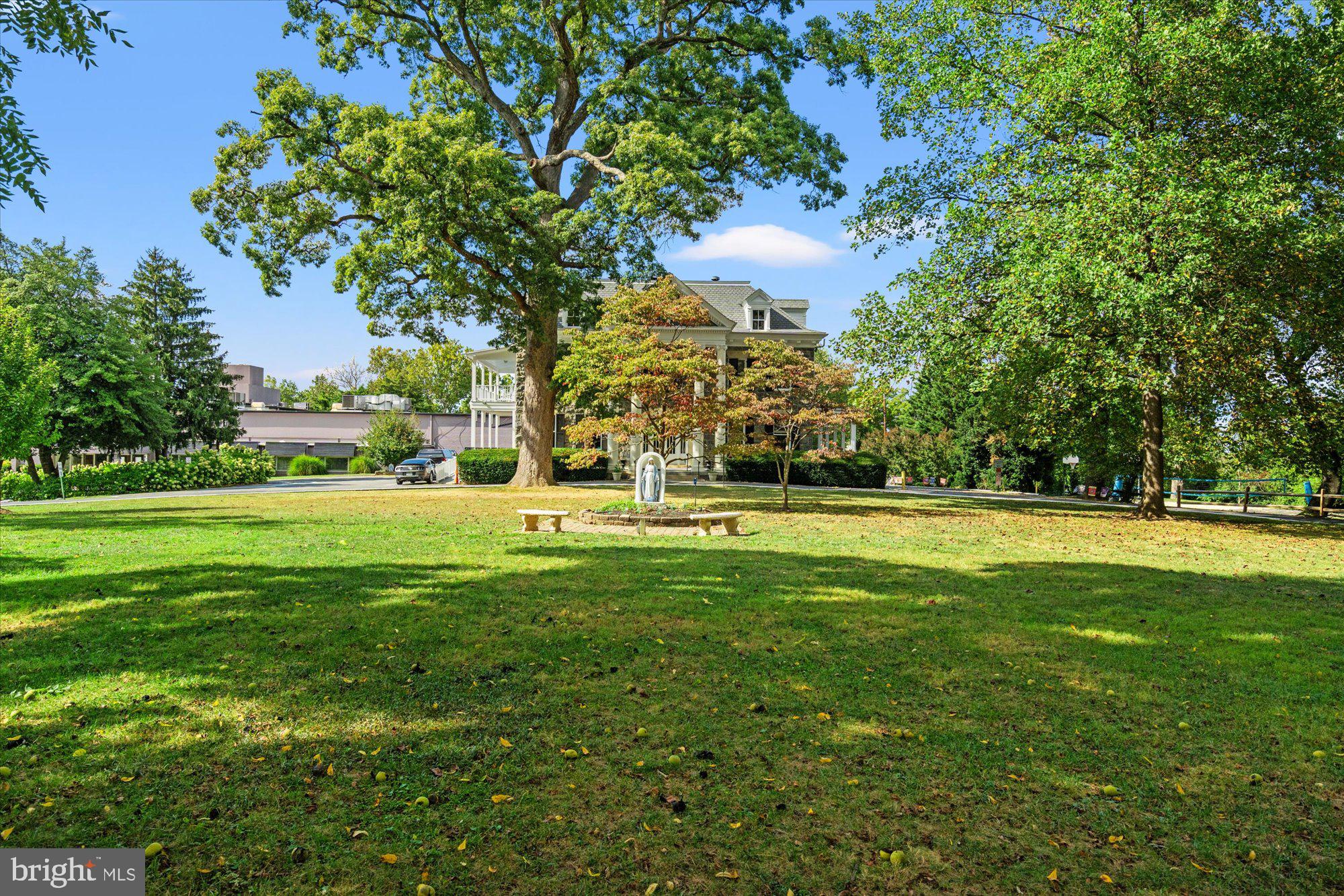 2728 N EDISON STREET