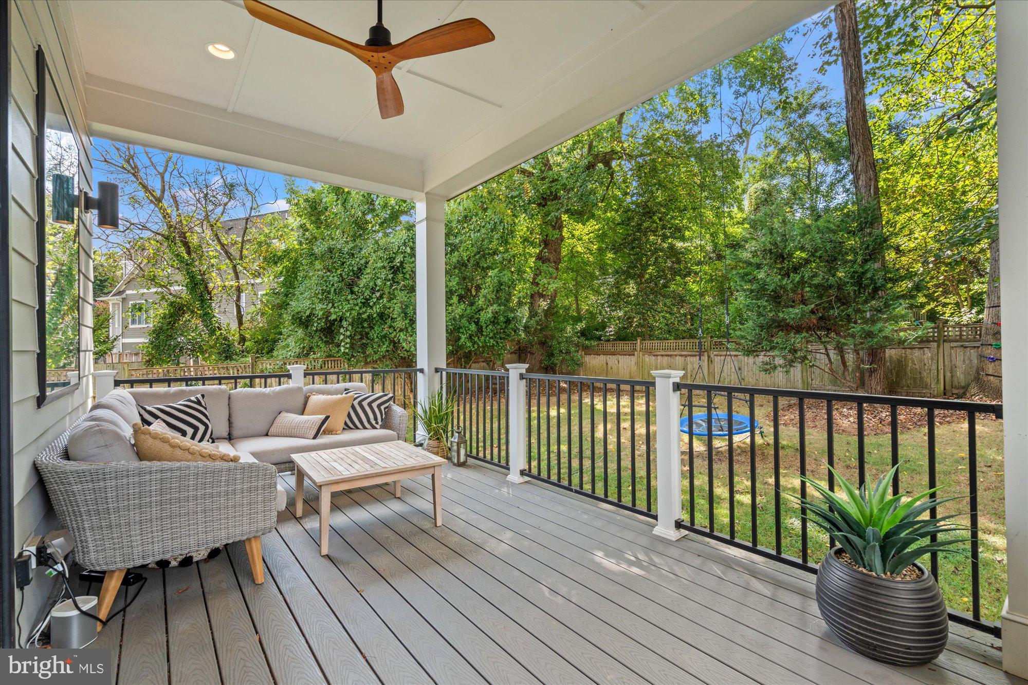 2728 N EDISON STREET