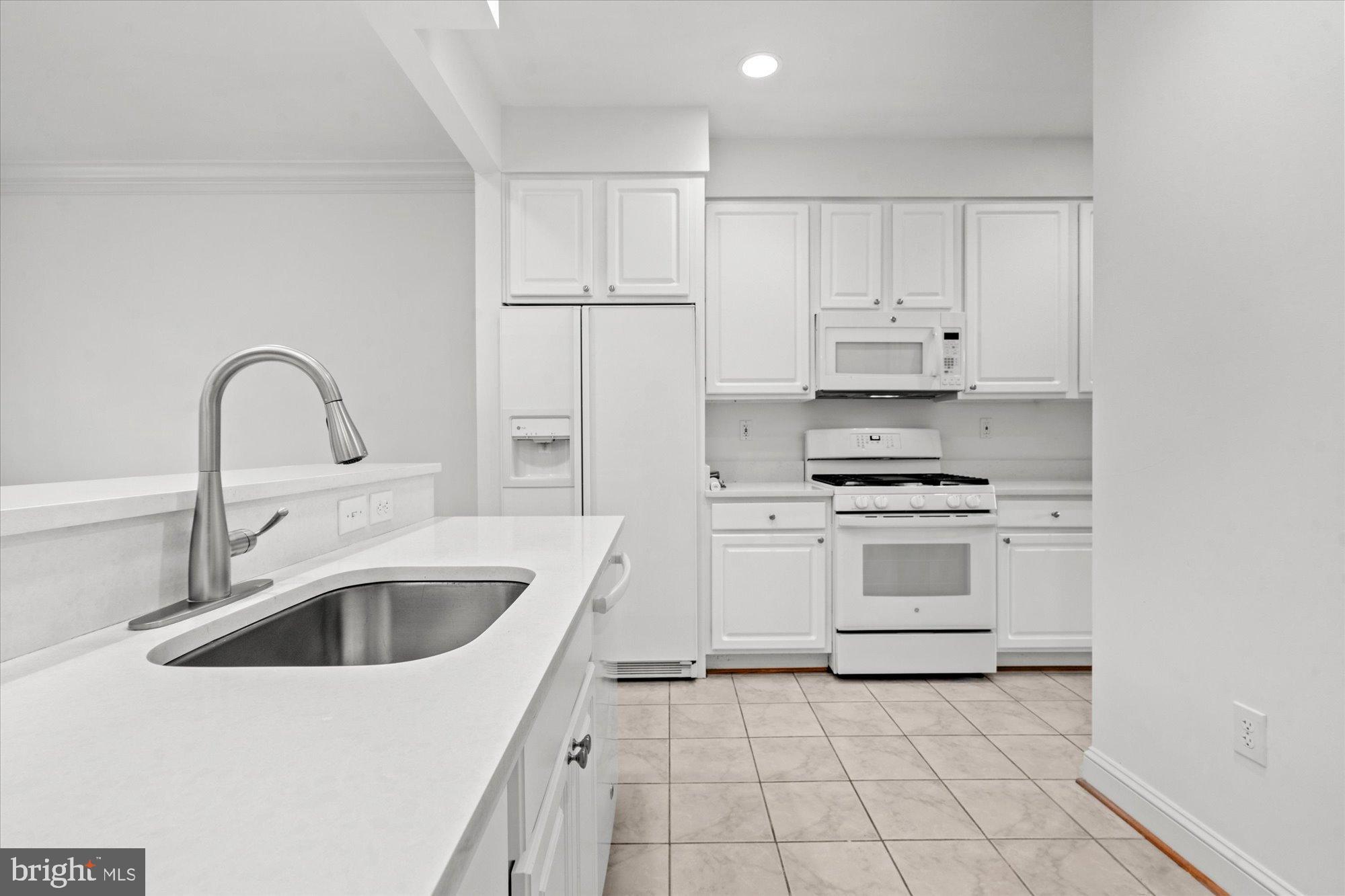 2622 CLARENDON BOULEVARD