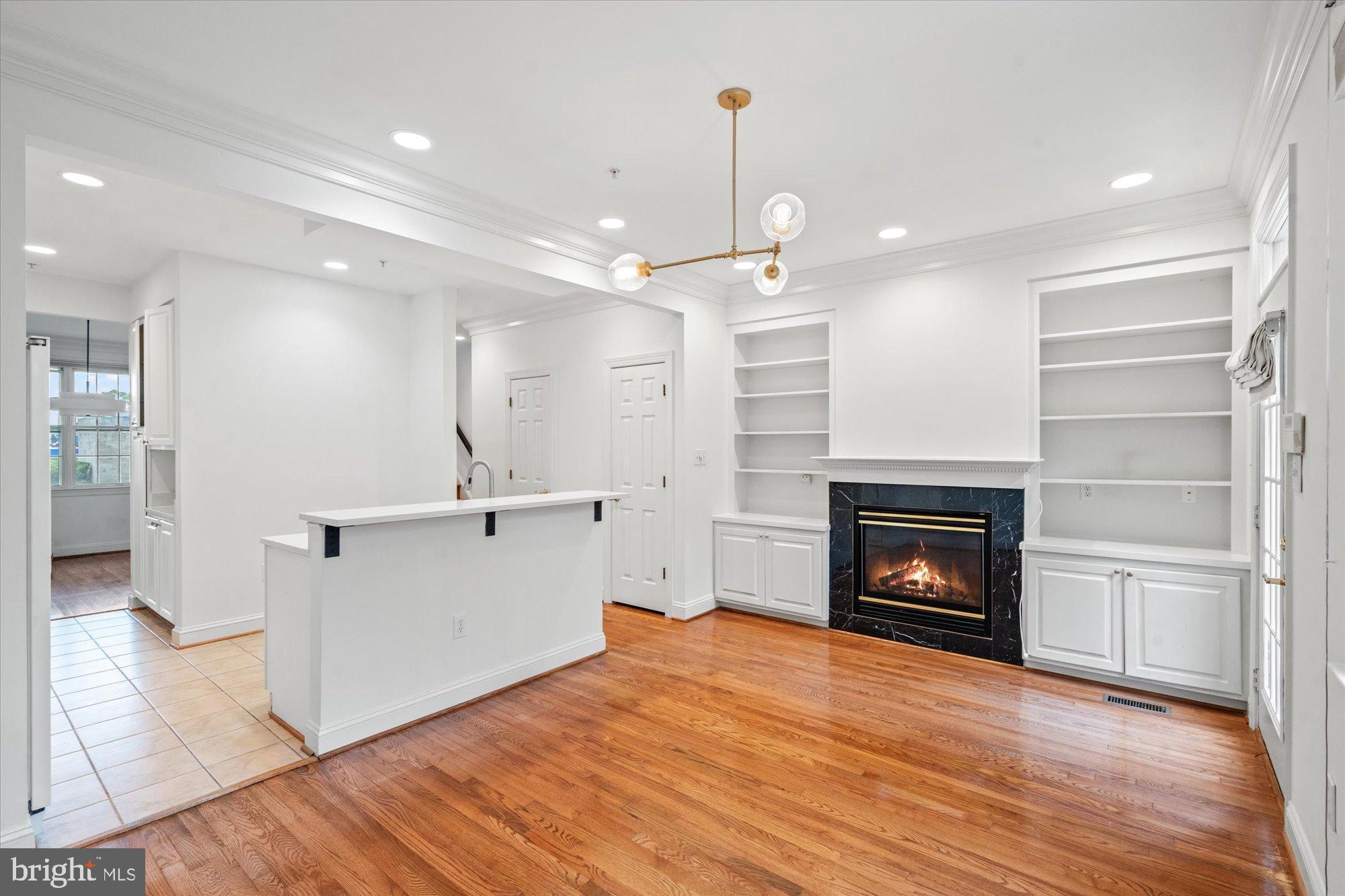 2622 CLARENDON BOULEVARD